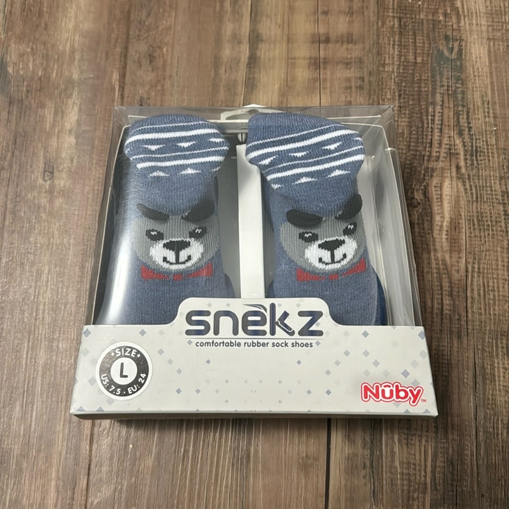 BNIB Snekz